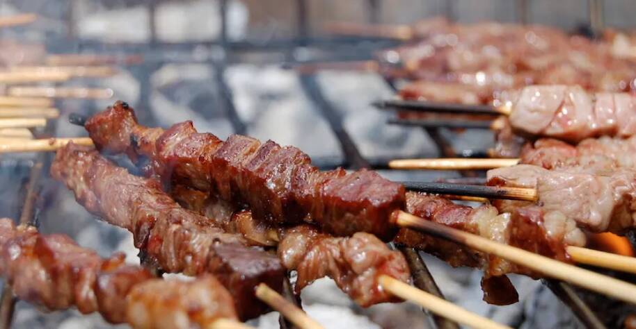 Arrosticini, Pallotte e Ferratelle: tre gemme della cucina abruzzese conquistano il web